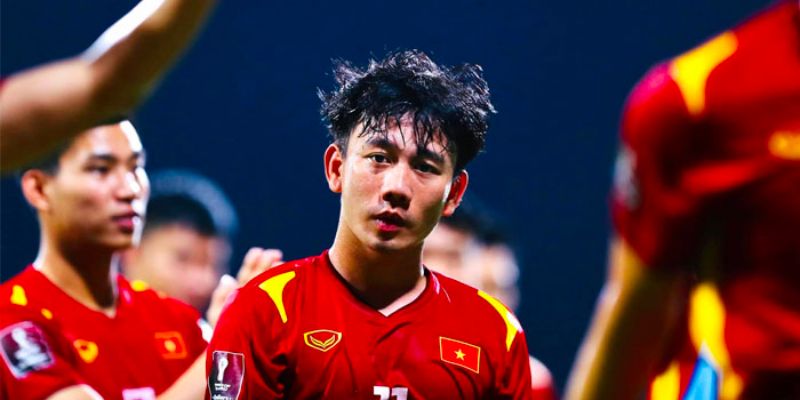 Minh Vương thi đấu cho ĐTQG